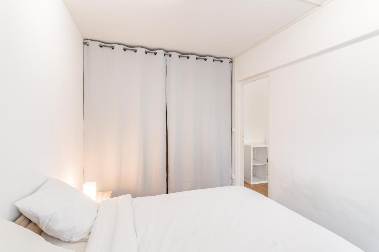Spacieux appartement - 6 personnes - Parking gratuit Saint-André-les-Vergers Extérieur photo