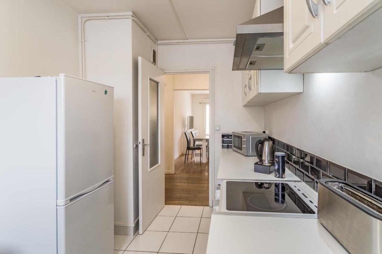 Spacieux appartement - 6 personnes - Parking gratuit Saint-André-les-Vergers Extérieur photo