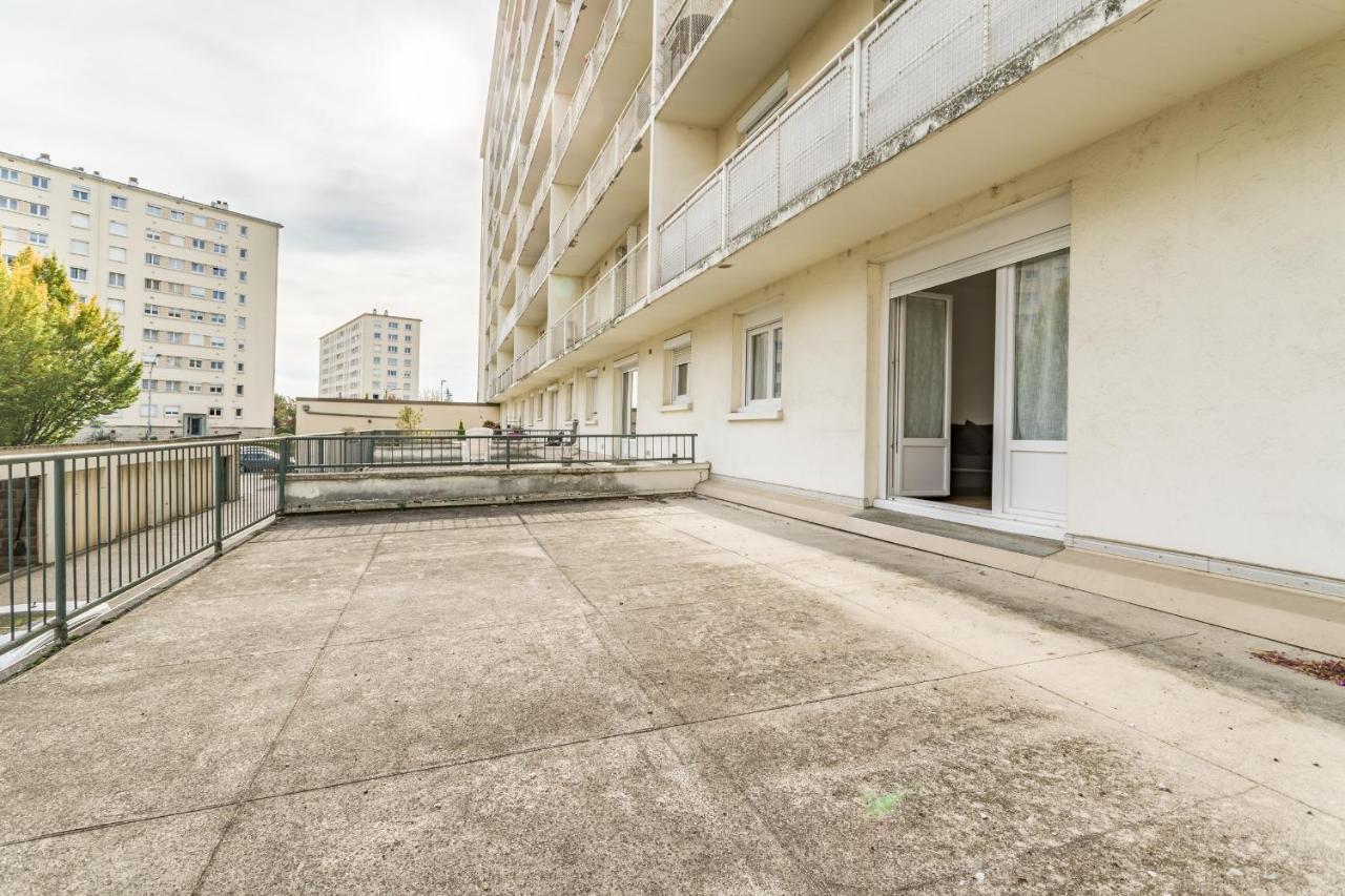 Spacieux appartement - 6 personnes - Parking gratuit Saint-André-les-Vergers Extérieur photo